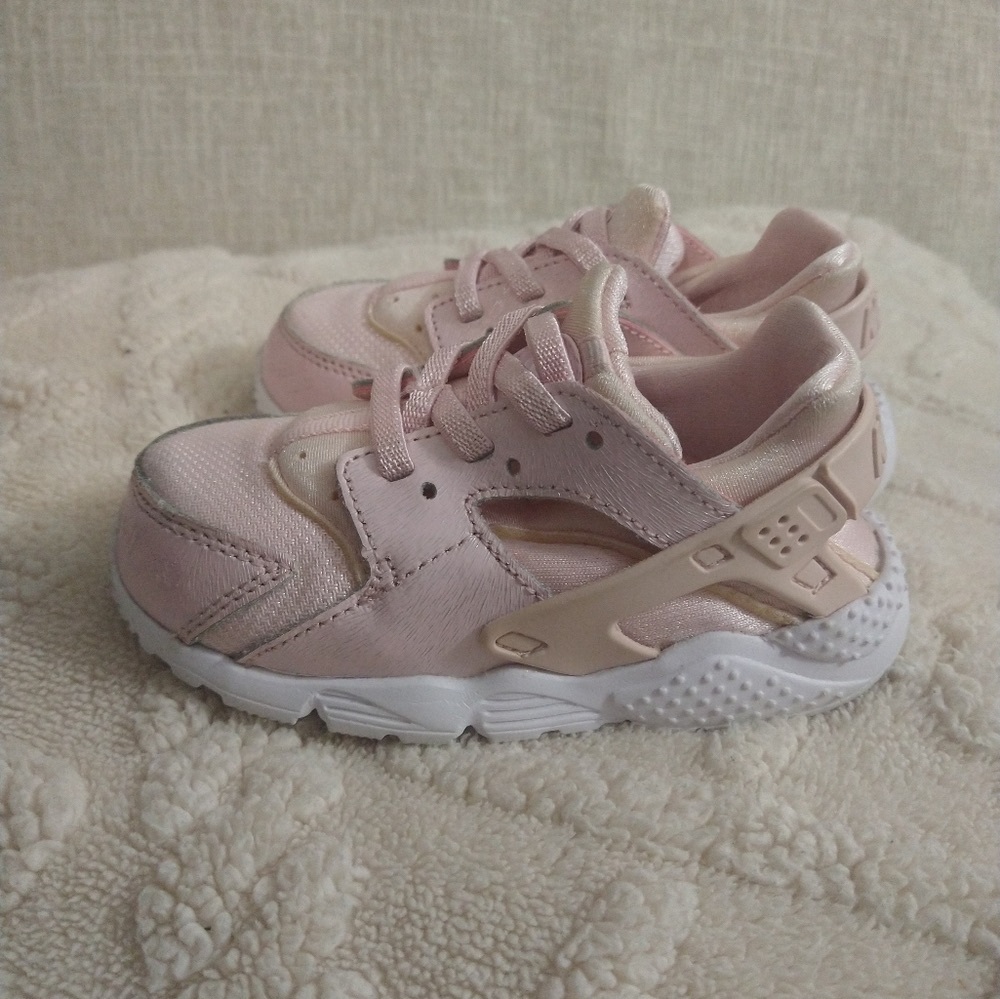 Nike Kids Sneakers - Pink and White